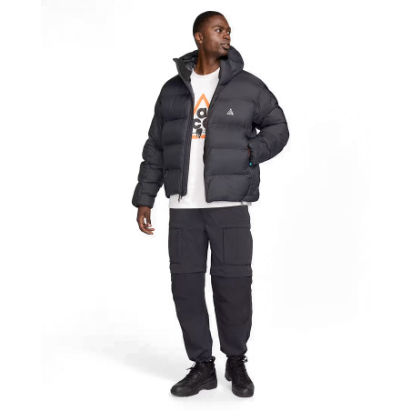 abrigo nike acg luanar lake primaloft color negro HV1296-010