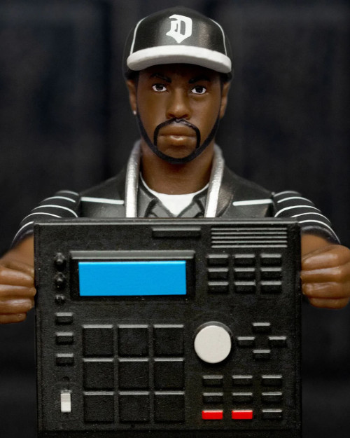 SUPER 7 REACTION FIGURE J DILLA DONUTS