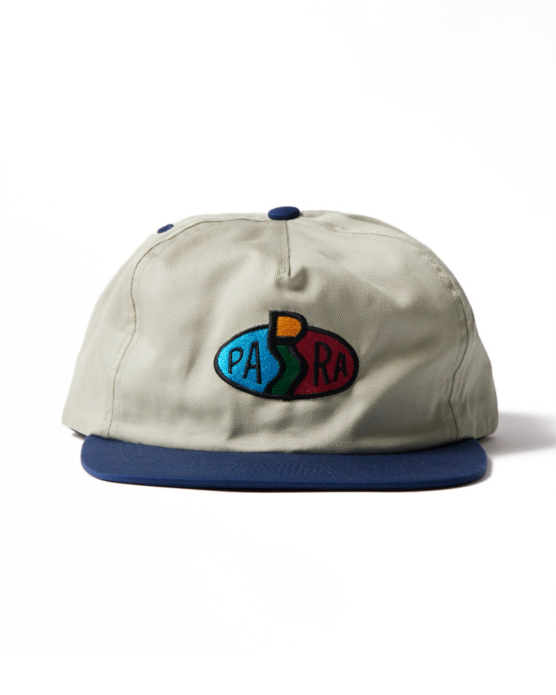 Gorra Parra legs logo 5 panel hat color blanco roto 54290