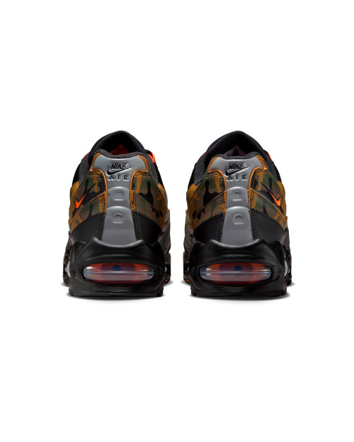 Zapatillas Nike Air Max 95 OG color naranja HQ1973-001
