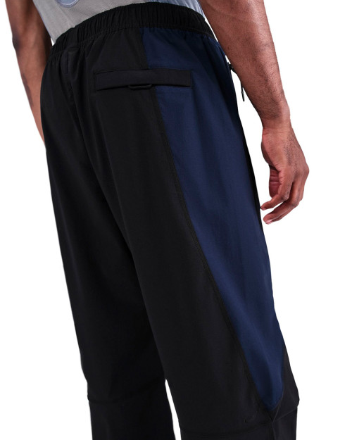 Pantalón Nike Tech Nike Tech Color Negro y Azul IH8466-010