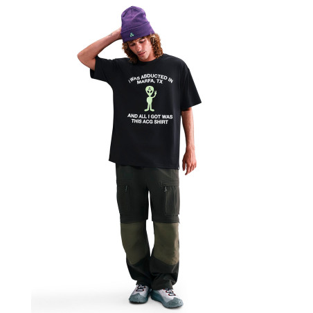 Nike ACG camiseta alien color negro y verde HV2168-010
