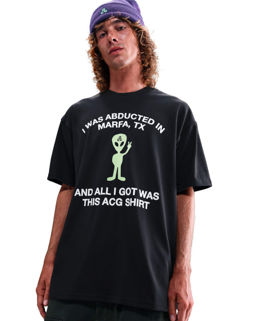 Nike ACG camiseta alien color negro y verde HV2168-010