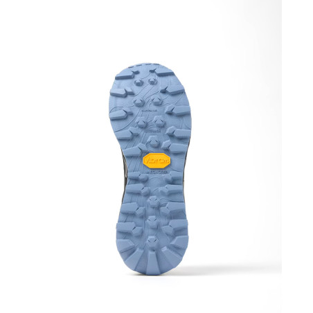 zapatillas de trail runnin nnormal gore-tex