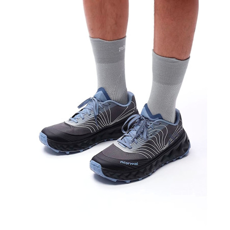 zapatillas de trail runnin nnormal gore-tex