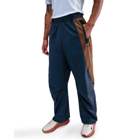NIKE TECH PANT COLOR AZUL Y MARRÓN H8466-437