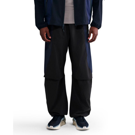 Pantalón Nike Tech Nike Tech Color Negro y Azul IH8466-010