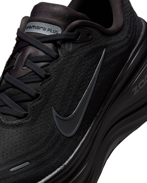 zapatillas de running nike vomero plus HV8150-003