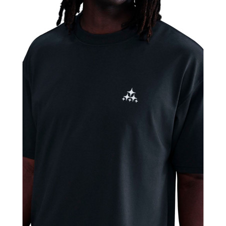 camiseta nike acg color negro de aliens